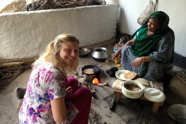 Volunteer Kate Weaver in her VSO ICS host family in Bangladesh